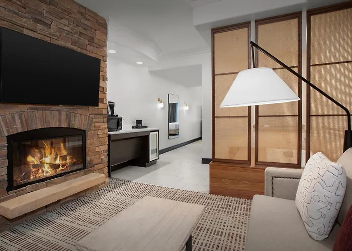 Bellasera Hotel & Suites Paso Robles, Tapestry By Hilton